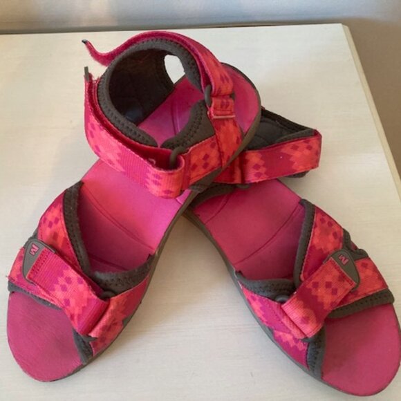 Merrell Velcro Strap Pink Sandals -EUC - Picture 1 of 6